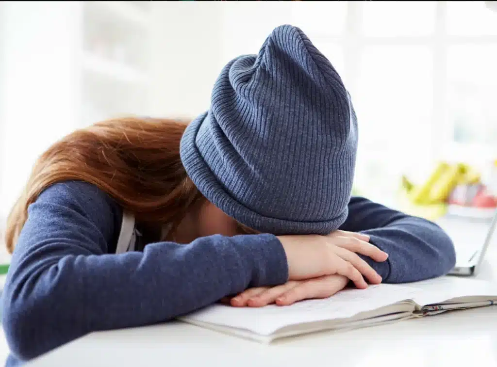 HELP YOUR TEEN BEAT PERFECTIONISM AND SELF-IMPOSED PRESSURE